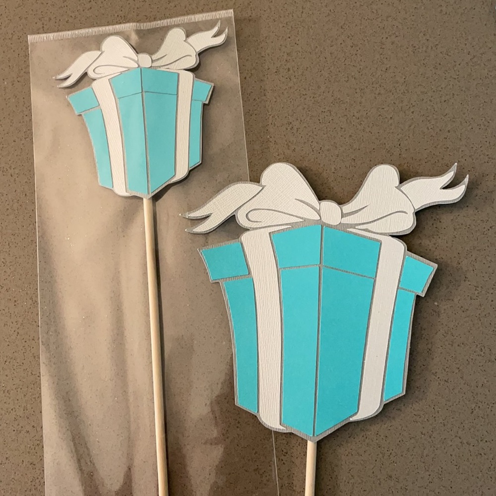 Photo Booth Props - Picture 10 of 13